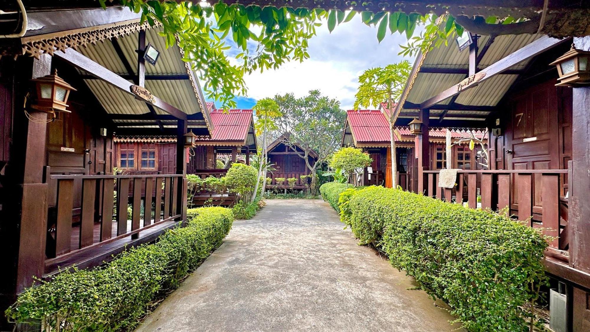 Seamthong Resort เสียมทองรีสอร์ท Ban Siam Exterior photo